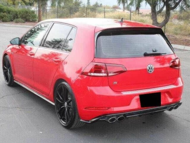 Красный Фольксваген Гольф, объемом двигателя 2 л и пробегом 89 тыс. км за 15500 $, фото 6 на Automoto.ua