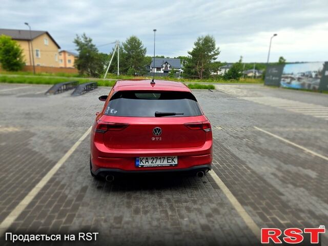 Красный Фольксваген Гольф, объемом двигателя 2 л и пробегом 88 тыс. км за 29000 $, фото 5 на Automoto.ua