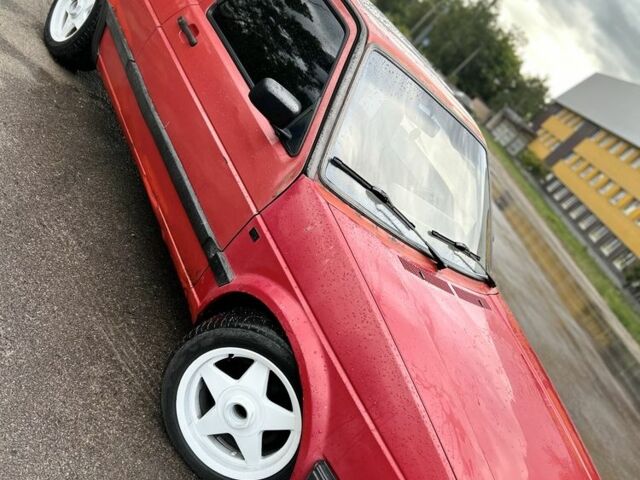 Червоний Фольксваген Гольф, об'ємом двигуна 1.4 л та пробігом 232 тис. км за 1600 $, фото 6 на Automoto.ua