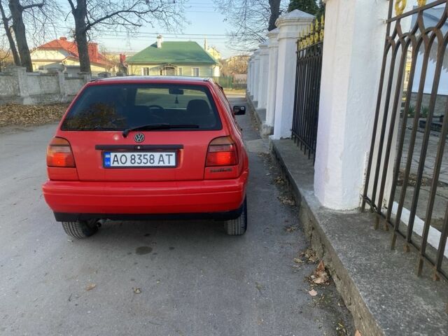 Червоний Фольксваген Гольф, об'ємом двигуна 1.6 л та пробігом 221 тис. км за 1550 $, фото 6 на Automoto.ua