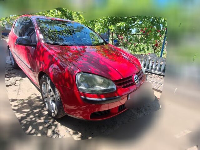 Красный Фольксваген Гольф, объемом двигателя 0 л и пробегом 264 тыс. км за 4150 $, фото 1 на Automoto.ua