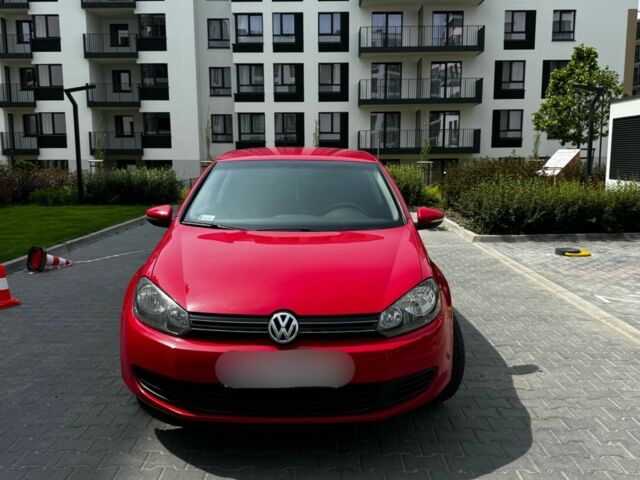 Красный Фольксваген Гольф, объемом двигателя 0 л и пробегом 228 тыс. км за 4100 $, фото 1 на Automoto.ua