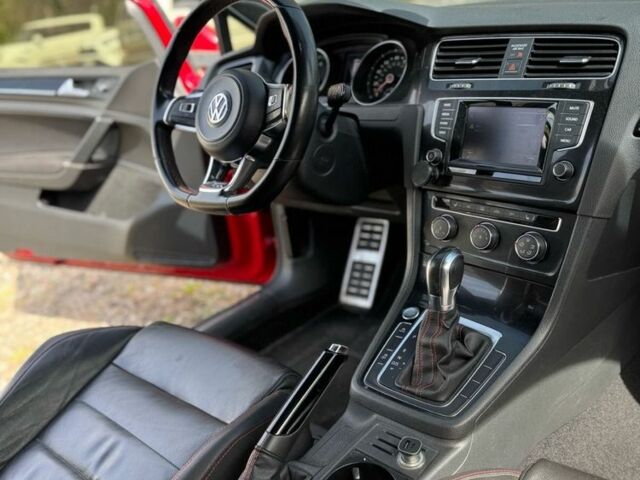 Червоний Фольксваген Гольф, об'ємом двигуна 2 л та пробігом 92 тис. км за 11600 $, фото 8 на Automoto.ua