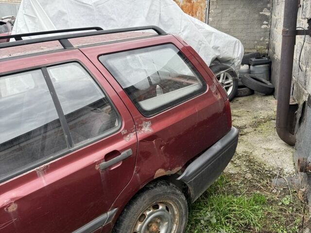 Червоний Фольксваген Гольф, об'ємом двигуна 1.4 л та пробігом 1 тис. км за 500 $, фото 3 на Automoto.ua