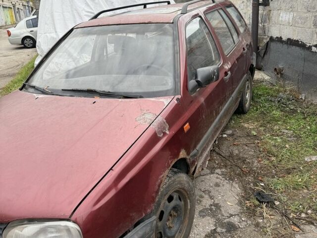 Червоний Фольксваген Гольф, об'ємом двигуна 1.4 л та пробігом 1 тис. км за 500 $, фото 1 на Automoto.ua