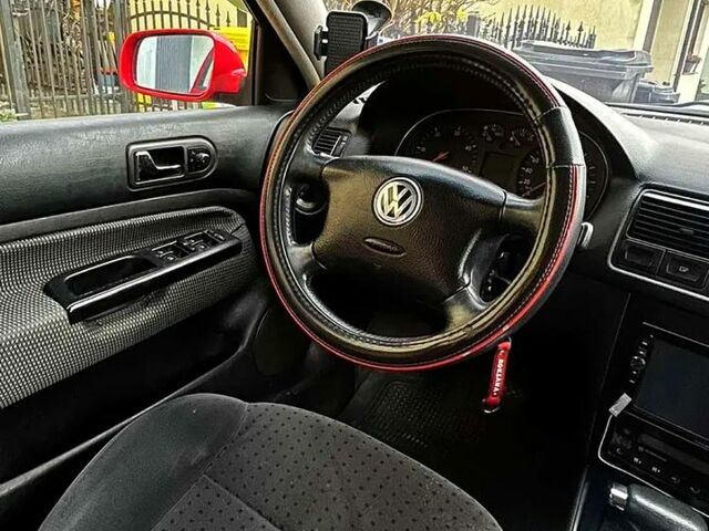 Фольксваген Гольф 1999 в Хмельницком на Automoto.ua Красный Фольксваген Гольф, объемом двигателя 1.9 л и пробегом 330 тыс. км за 5250 $, фото 6 на Automoto.ua