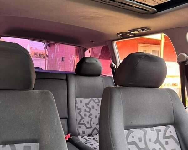 Красный Фольксваген Гольф, объемом двигателя 1.6 л и пробегом 287 тыс. км за 3000 $, фото 28 на Automoto.ua