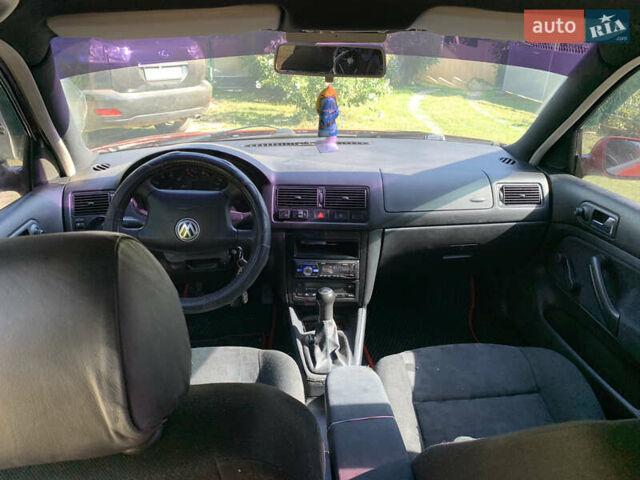 Фольксваген Гольф 1999 в Черновцах на Automoto.ua Красный Фольксваген Гольф, объемом двигателя 1.6 л и пробегом 313 тыс. км за 3500 $, фото 9 на Automoto.ua