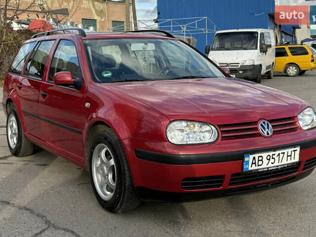 Красный Фольксваген Гольф, объемом двигателя 1.6 л и пробегом 220 тыс. км за 4750 $, фото 17 на Automoto.ua