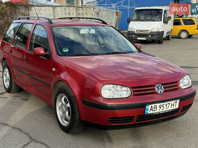 Красный Фольксваген Гольф, объемом двигателя 1.6 л и пробегом 220 тыс. км за 4750 $, фото 15 на Automoto.ua