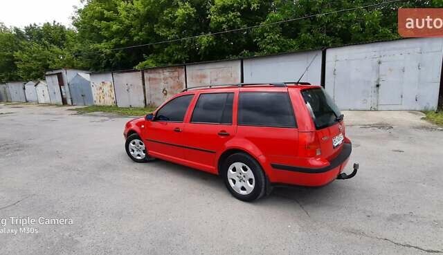 Червоний Фольксваген Гольф, об'ємом двигуна 1.39 л та пробігом 213 тис. км за 4150 $, фото 5 на Automoto.ua