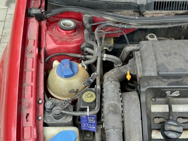Фольксваген Гольф 2001 в Черкассах на Automoto.ua Красный Фольксваген Гольф, объемом двигателя 1.4 л и пробегом 209 тыс. км за 3400 $, фото 18 на Automoto.ua