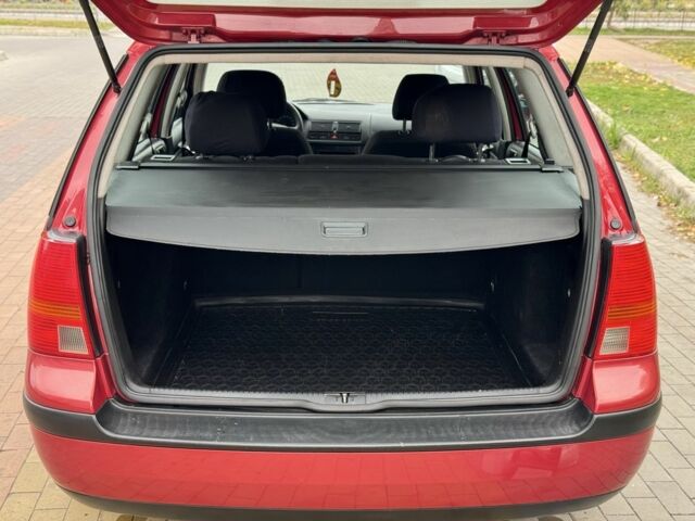 Фольксваген Гольф 2001 в Черкассах на Automoto.ua Красный Фольксваген Гольф, объемом двигателя 1.4 л и пробегом 209 тыс. км за 3400 $, фото 16 на Automoto.ua