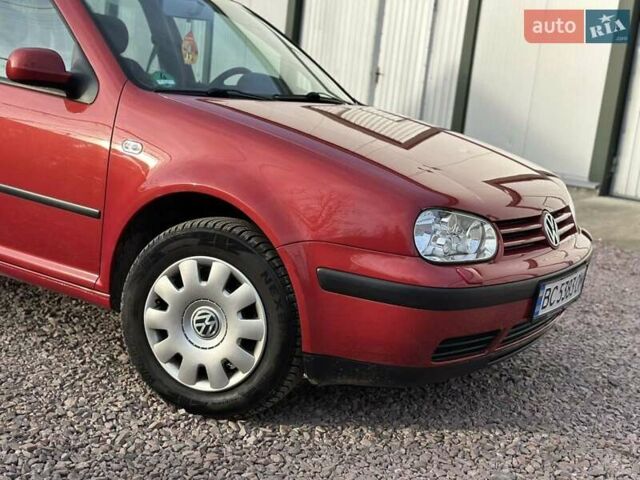 Красный Фольксваген Гольф, объемом двигателя 1.6 л и пробегом 187 тыс. км за 4150 $, фото 5 на Automoto.ua