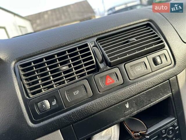 Красный Фольксваген Гольф, объемом двигателя 1.6 л и пробегом 187 тыс. км за 4150 $, фото 25 на Automoto.ua