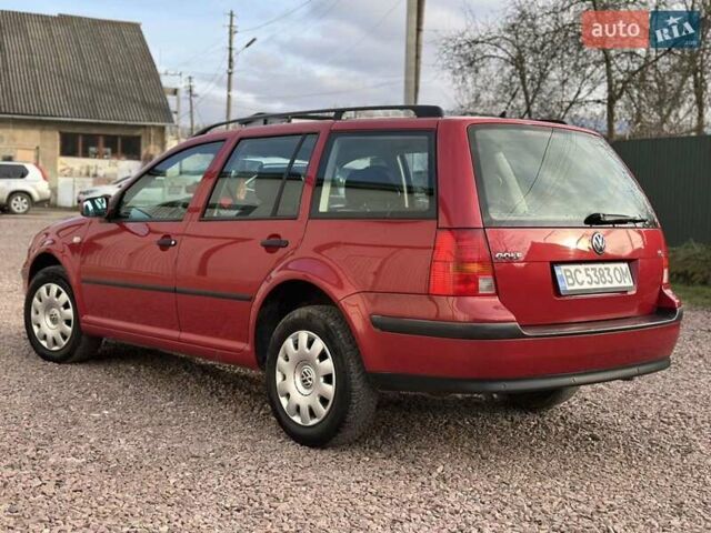 Красный Фольксваген Гольф, объемом двигателя 1.6 л и пробегом 187 тыс. км за 4150 $, фото 3 на Automoto.ua