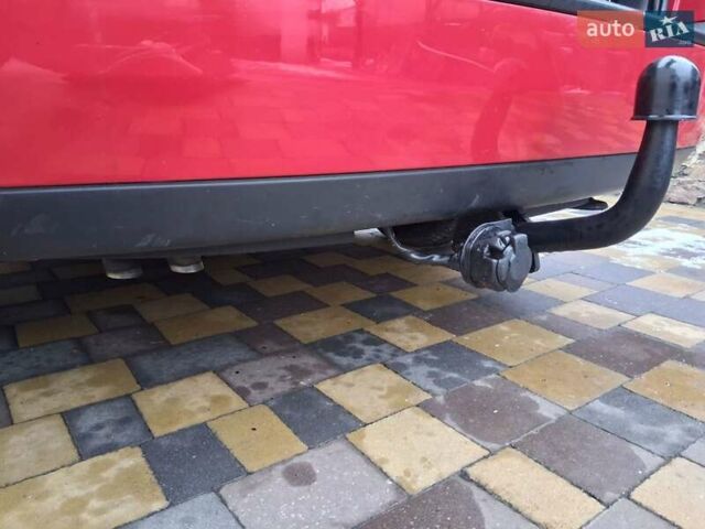 Красный Фольксваген Гольф, объемом двигателя 1.6 л и пробегом 192 тыс. км за 4995 $, фото 35 на Automoto.ua