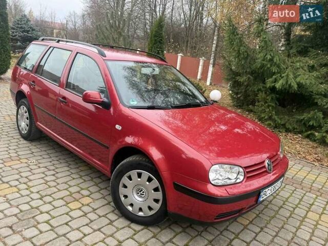 Красный Фольксваген Гольф, объемом двигателя 1.6 л и пробегом 186 тыс. км за 4350 $, фото 3 на Automoto.ua