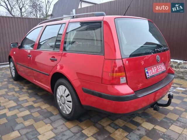 Красный Фольксваген Гольф, объемом двигателя 1.6 л и пробегом 192 тыс. км за 4995 $, фото 3 на Automoto.ua