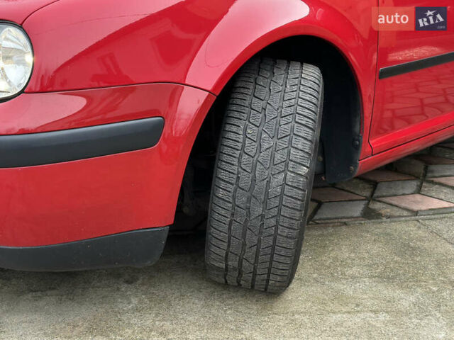 Красный Фольксваген Гольф, объемом двигателя 1.6 л и пробегом 187 тыс. км за 4450 $, фото 42 на Automoto.ua