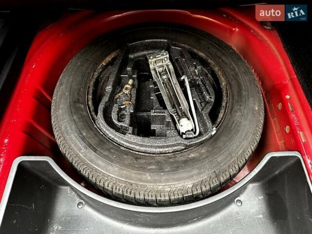 Красный Фольксваген Гольф, объемом двигателя 1.6 л и пробегом 187 тыс. км за 5300 $, фото 22 на Automoto.ua
