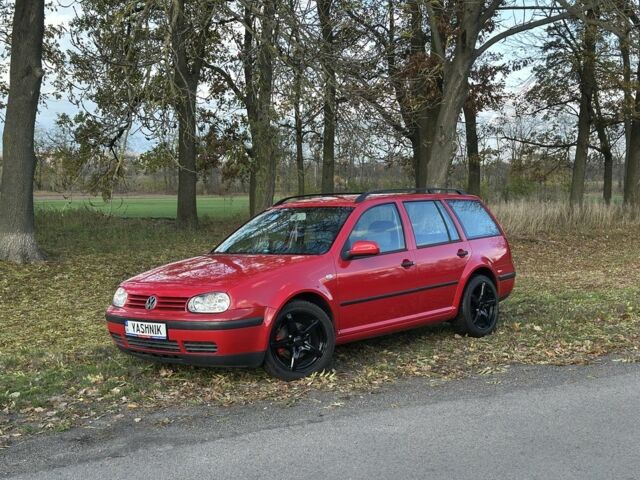 Красный Фольксваген Гольф, объемом двигателя 1.6 л и пробегом 187 тыс. км за 5300 $, фото 5 на Automoto.ua