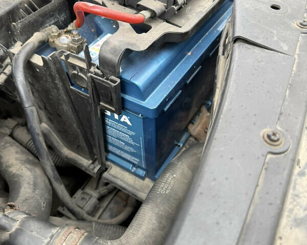 Червоний Фольксваген Гольф, об'ємом двигуна 1.6 л та пробігом 201 тис. км за 5500 $, фото 25 на Automoto.ua