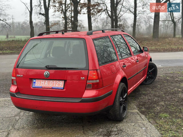 Красный Фольксваген Гольф, объемом двигателя 1.6 л и пробегом 187 тыс. км за 4450 $, фото 7 на Automoto.ua