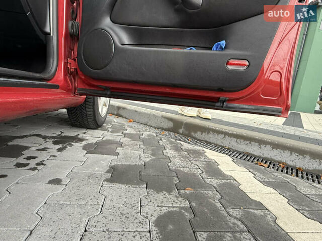 Червоний Фольксваген Гольф, об'ємом двигуна 1.6 л та пробігом 201 тис. км за 5500 $, фото 11 на Automoto.ua