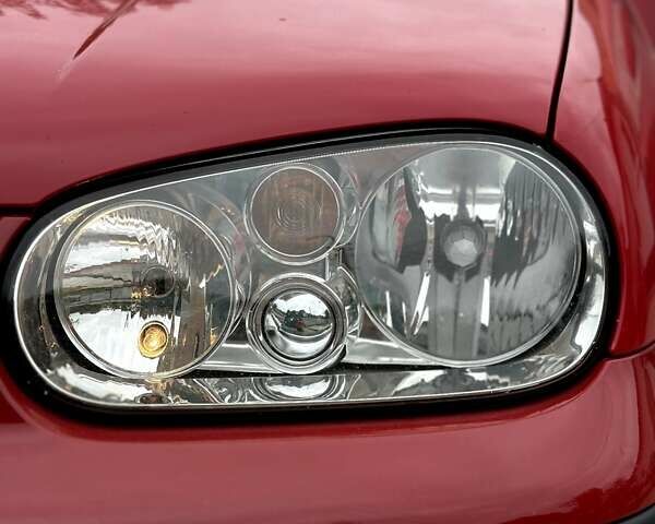 Красный Фольксваген Гольф, объемом двигателя 1.6 л и пробегом 187 тыс. км за 5300 $, фото 10 на Automoto.ua