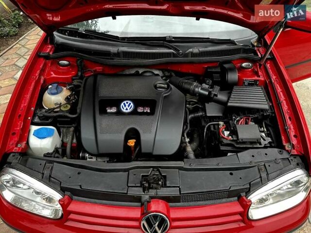 Красный Фольксваген Гольф, объемом двигателя 1.6 л и пробегом 187 тыс. км за 5300 $, фото 21 на Automoto.ua