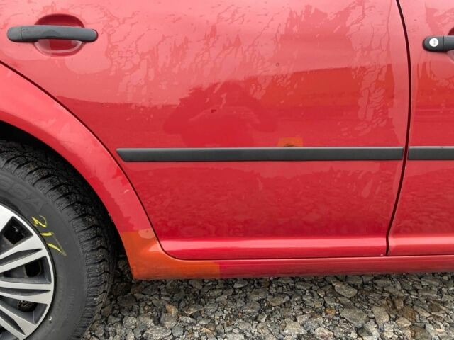 Червоний Фольксваген Гольф, об'ємом двигуна 1.6 л та пробігом 225 тис. км за 3300 $, фото 8 на Automoto.ua