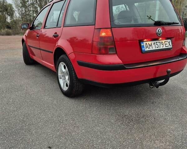 Красный Фольксваген Гольф, объемом двигателя 1.9 л и пробегом 440 тыс. км за 3999 $, фото 9 на Automoto.ua