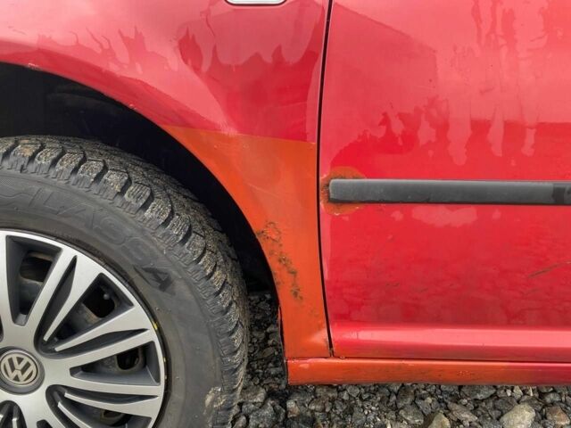 Червоний Фольксваген Гольф, об'ємом двигуна 1.6 л та пробігом 225 тис. км за 3300 $, фото 6 на Automoto.ua