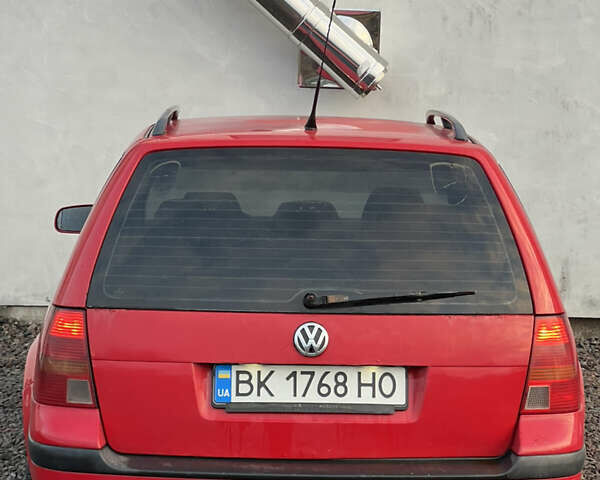 Красный Фольксваген Гольф, объемом двигателя 1.9 л и пробегом 357 тыс. км за 3500 $, фото 14 на Automoto.ua