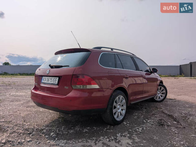 Червоний Фольксваген Гольф, об'ємом двигуна 1.4 л та пробігом 295 тис. км за 5000 $, фото 4 на Automoto.ua