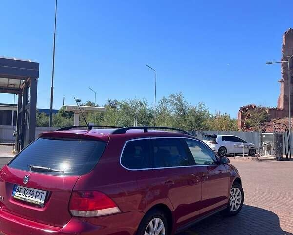 Червоний Фольксваген Гольф, об'ємом двигуна 1.6 л та пробігом 306 тис. км за 6342 $, фото 1 на Automoto.ua