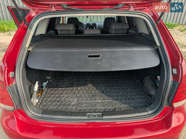 Червоний Фольксваген Гольф, об'ємом двигуна 1.4 л та пробігом 295 тис. км за 5000 $, фото 10 на Automoto.ua