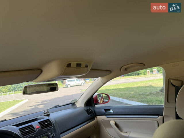 Червоний Фольксваген Гольф, об'ємом двигуна 1.6 л та пробігом 297 тис. км за 5999 $, фото 67 на Automoto.ua