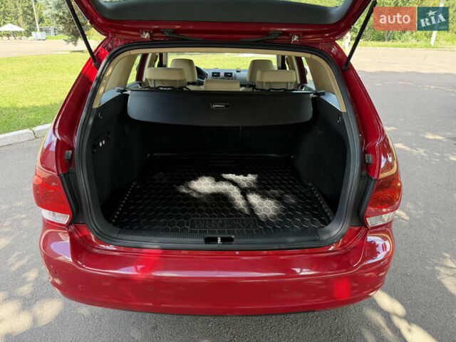 Червоний Фольксваген Гольф, об'ємом двигуна 1.6 л та пробігом 297 тис. км за 5999 $, фото 36 на Automoto.ua