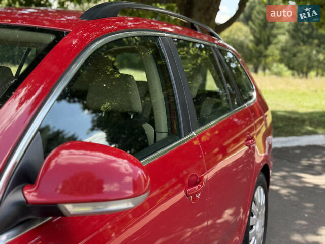 Червоний Фольксваген Гольф, об'ємом двигуна 1.6 л та пробігом 297 тис. км за 5999 $, фото 9 на Automoto.ua