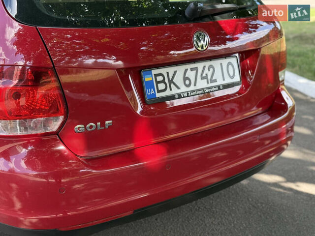 Червоний Фольксваген Гольф, об'ємом двигуна 1.6 л та пробігом 297 тис. км за 5999 $, фото 34 на Automoto.ua