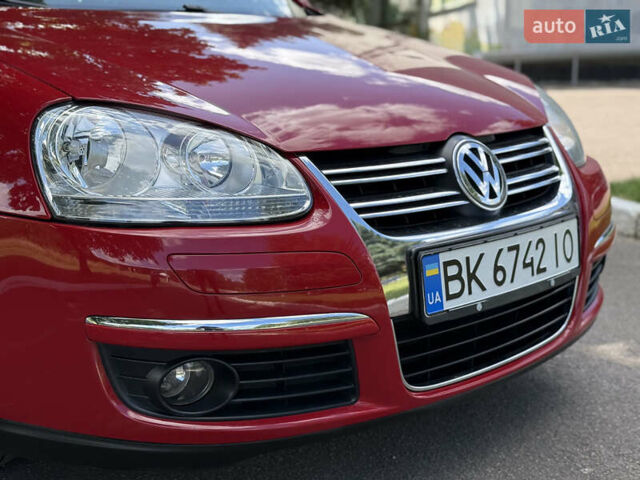 Червоний Фольксваген Гольф, об'ємом двигуна 1.6 л та пробігом 297 тис. км за 5999 $, фото 18 на Automoto.ua
