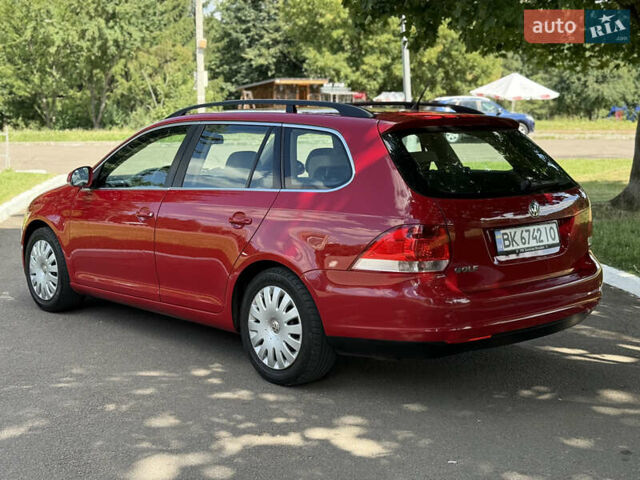 Червоний Фольксваген Гольф, об'ємом двигуна 1.6 л та пробігом 297 тис. км за 5999 $, фото 29 на Automoto.ua