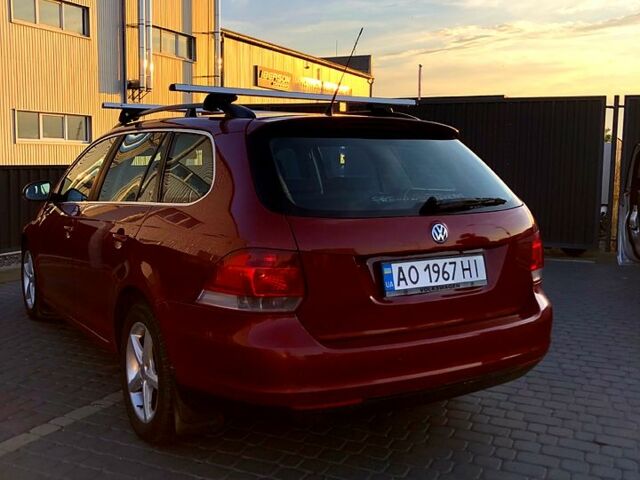 Червоний Фольксваген Гольф, об'ємом двигуна 2 л та пробігом 235 тис. км за 5590 $, фото 4 на Automoto.ua