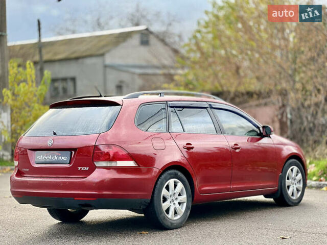 Красный Фольксваген Гольф, объемом двигателя 1.9 л и пробегом 295 тыс. км за 5699 $, фото 5 на Automoto.ua