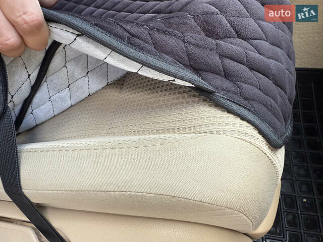 Червоний Фольксваген Гольф, об'ємом двигуна 1.6 л та пробігом 297 тис. км за 5999 $, фото 45 на Automoto.ua