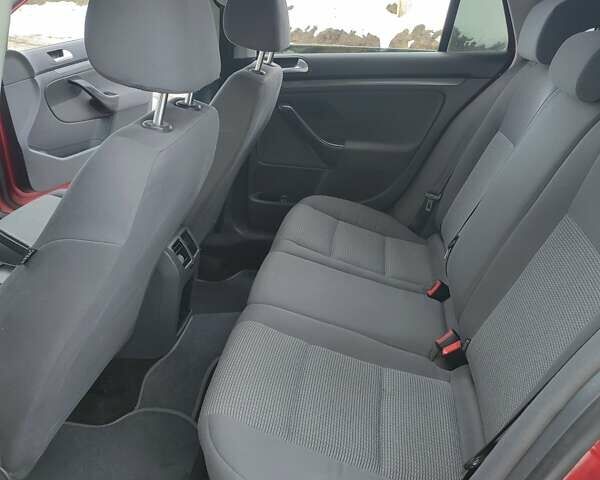 Червоний Фольксваген Гольф, об'ємом двигуна 1.9 л та пробігом 288 тис. км за 5200 $, фото 13 на Automoto.ua