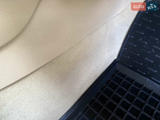 Червоний Фольксваген Гольф, об'ємом двигуна 1.6 л та пробігом 297 тис. км за 5999 $, фото 50 на Automoto.ua