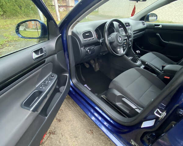 Червоний Фольксваген Гольф, об'ємом двигуна 0 л та пробігом 266 тис. км за 6550 $, фото 6 на Automoto.ua